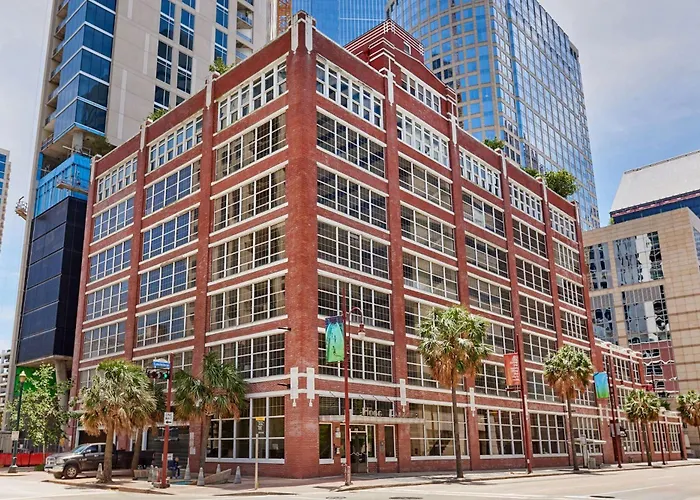 Reside Houston Downtown, A Wyndham Residence