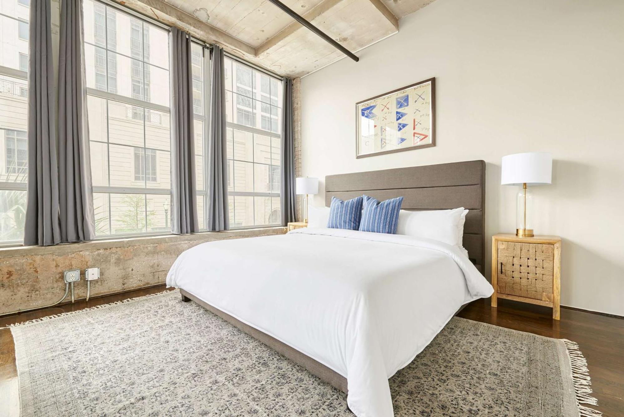 Reside Downtown, A Wyndham Apartahotel 4*